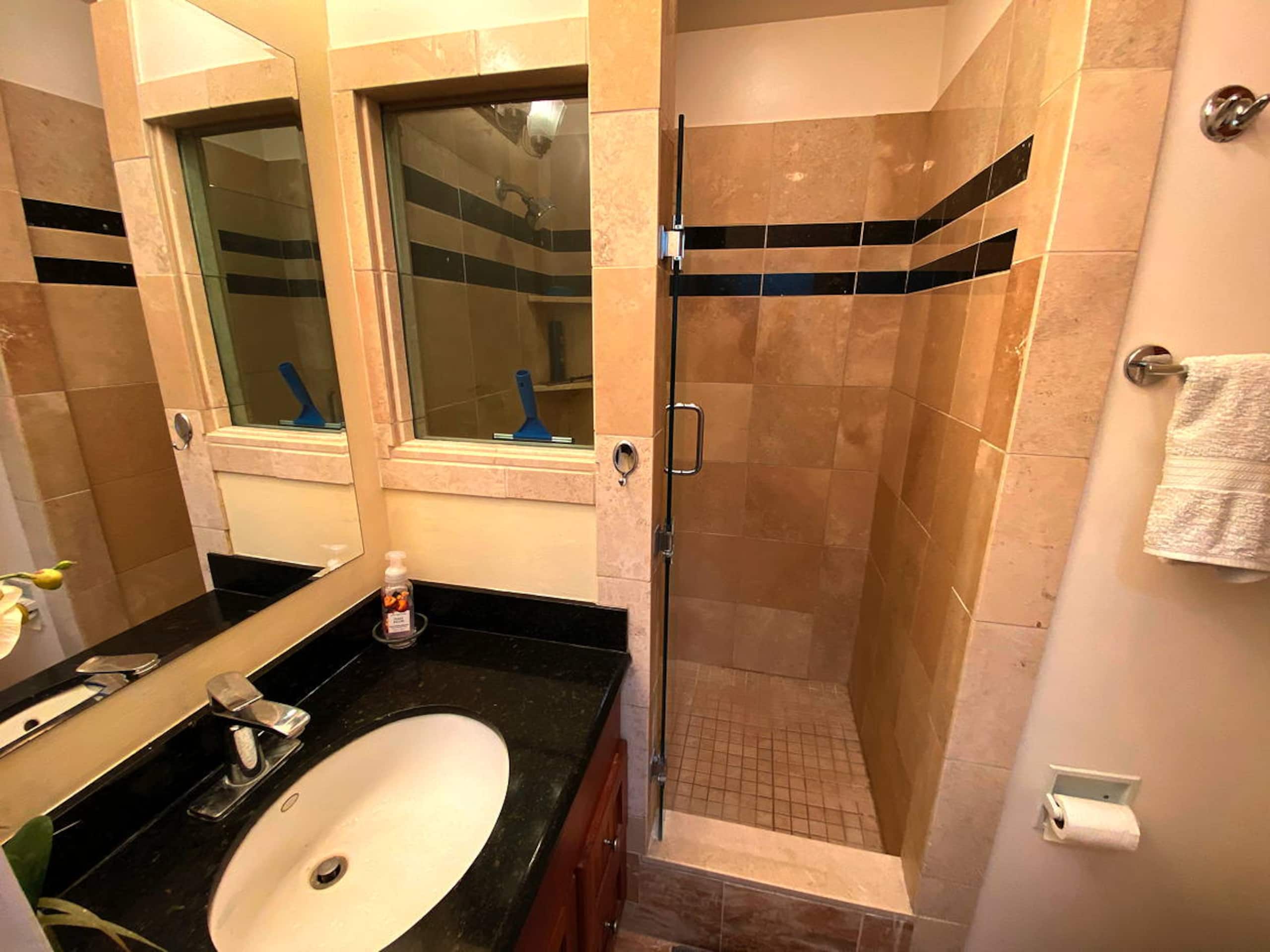 Kalama Valley Studio Apartment - Image 6