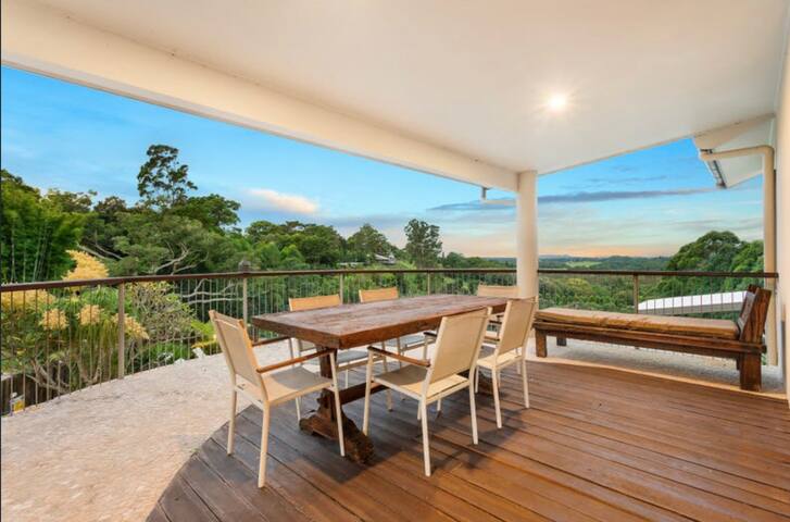Figgy Byron Bay – Your Own Hinterland Resort gallery image 5