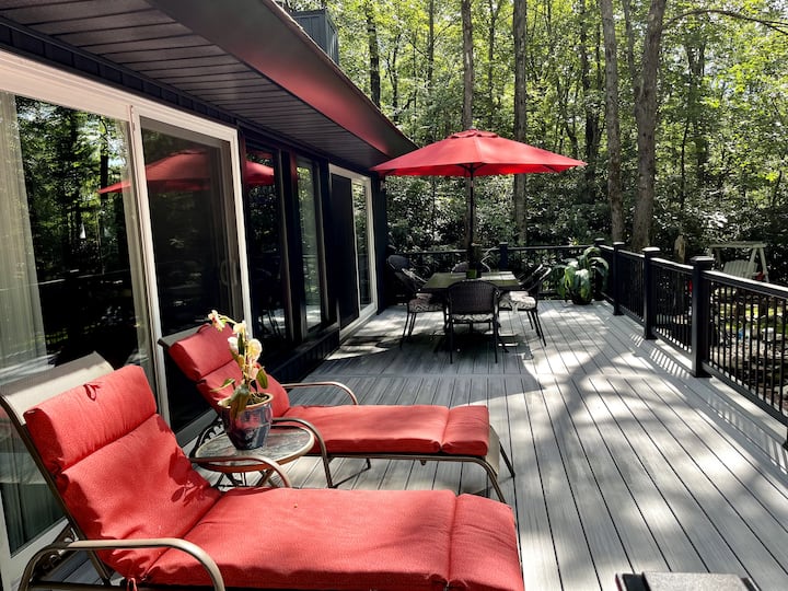 Beautiful Lake Naomi Retreat! Relax & Renew! - Pocono Pines, PA