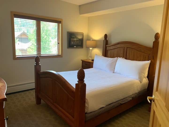 ห้องนอนชั้นแรก #2