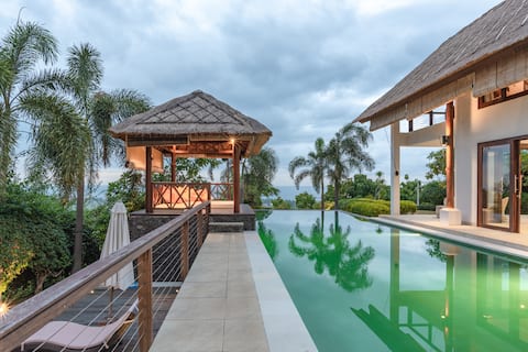 Villa Lakshmi - Exquisite Private Ocean View Villa