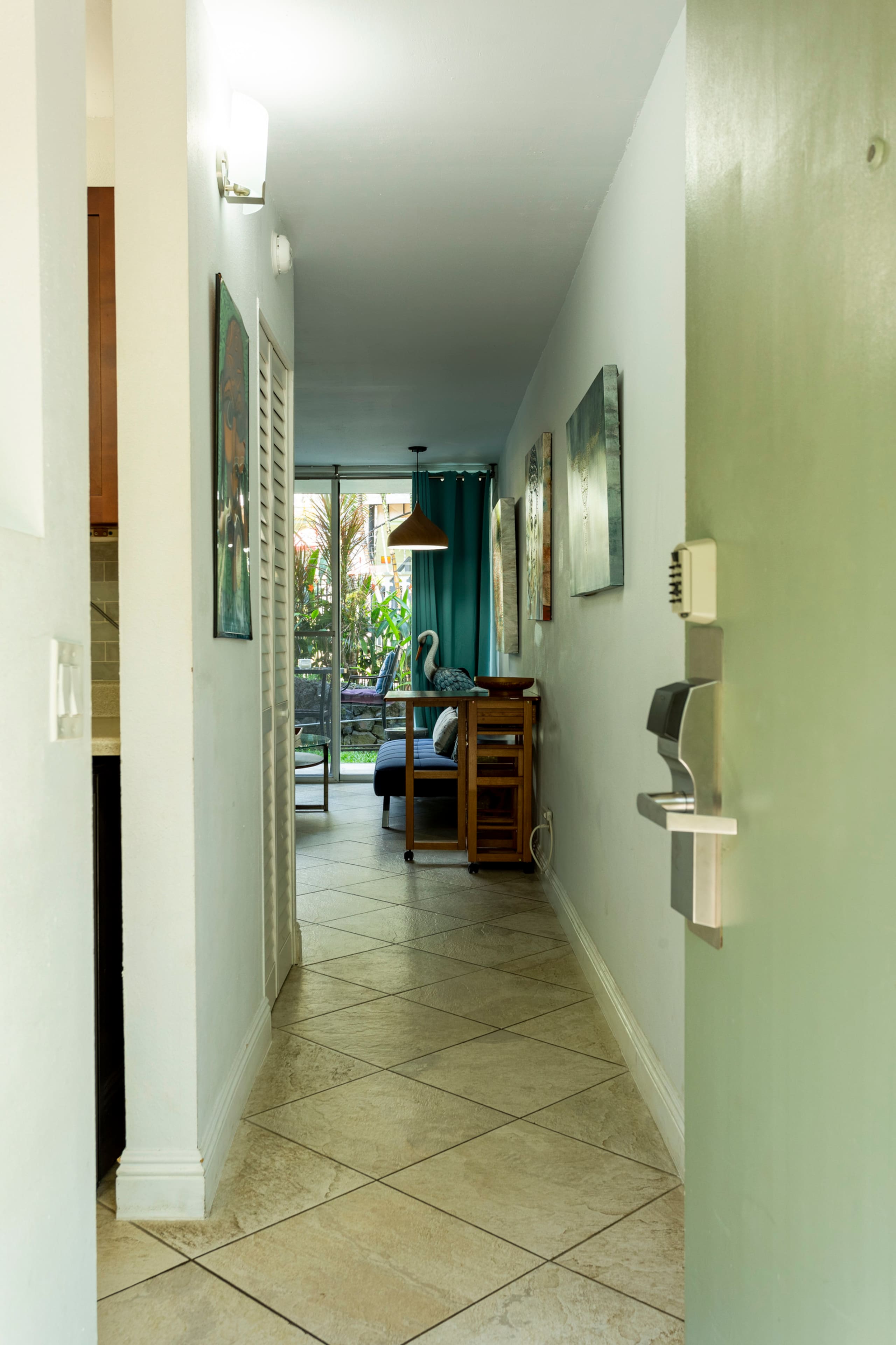 Condo in Kailua-Kona · ★4.79 · 1 bedroom · 2 beds · 1 bath - Image 47