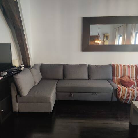 Between Grand’Place and Manneken Pis gallery image 5