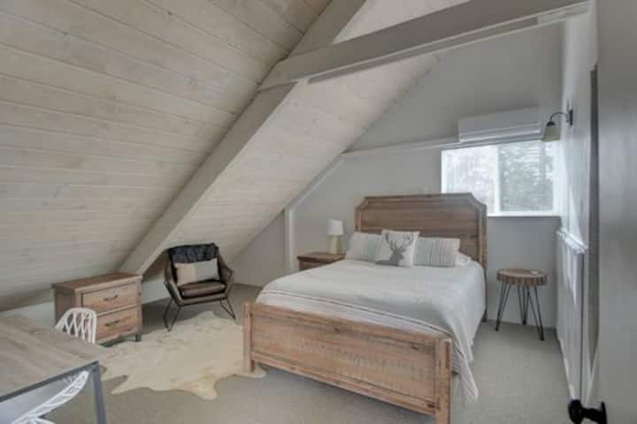 Dhomë gjumi papafingo - Krevat dopio "Queen" me zonë tavoline 