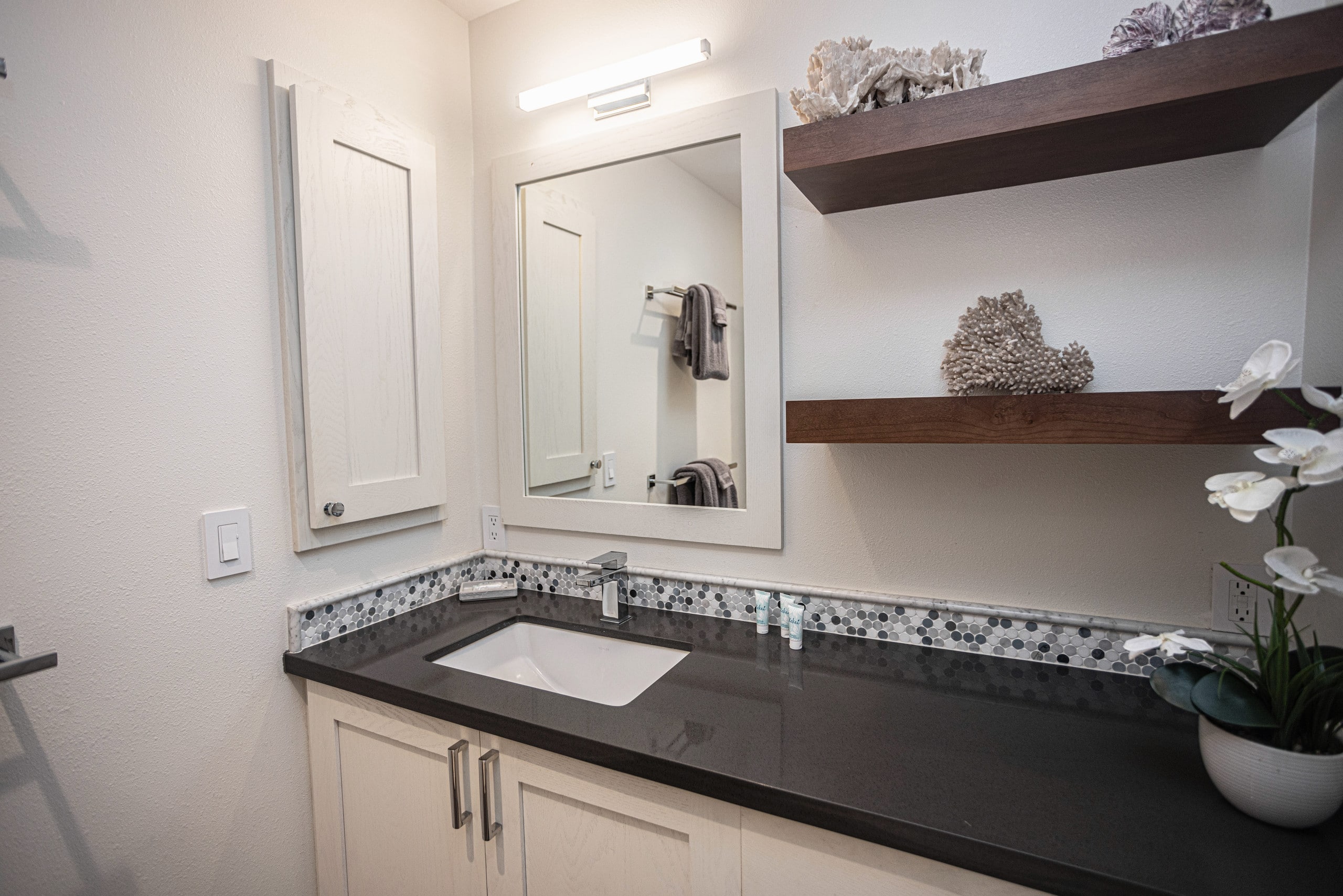 Condo in Kihei · ★4.99 · 2 bedrooms · 3 beds · 2 baths - Image 31