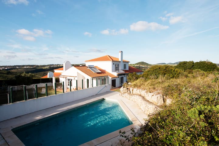 Villa with Private Pool – Beautiful Views