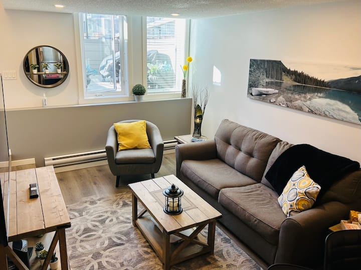 Calgary Furnished Monthly Rentals and Extended Stays Airbnb