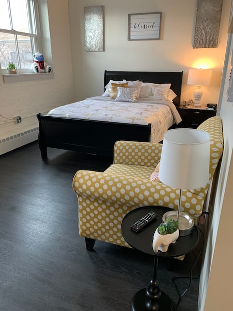 Successful Airbnb property: The Doyle Hardware Building Studio AirBnB in Utica