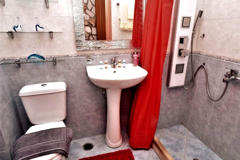 House of Aeolus photo 9