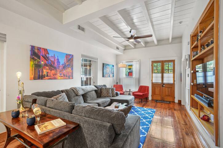 Marigny Gem 1800 sf + private yard_24-NSTR-18701 gallery image 4