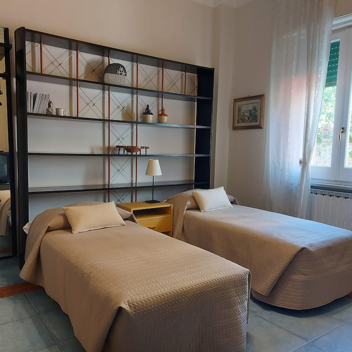 غرفة النوم 2