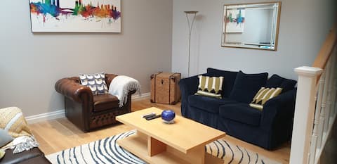 Popular Airbnb listing: The Annexe in Farnley & Wortley
