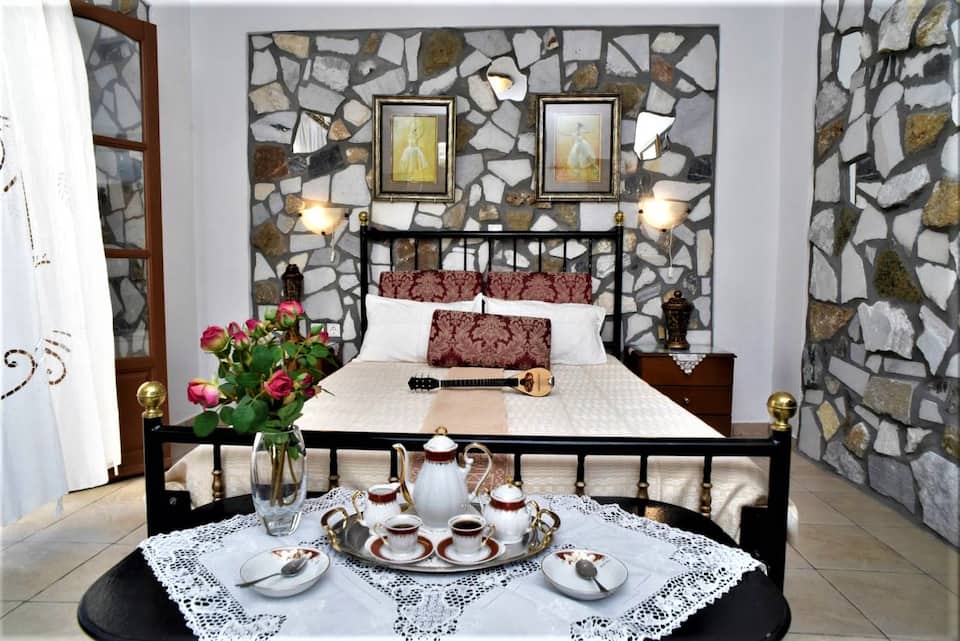 House of Aphrodite photo 3