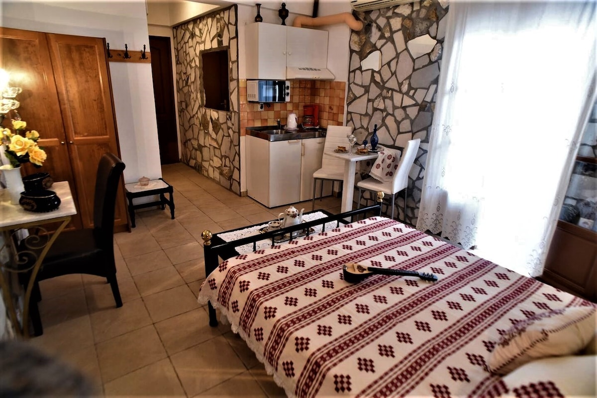 House of Aphrodite bedroom