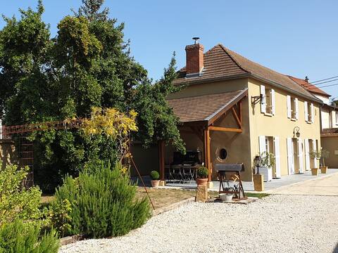 Gite Le Relais Coq 'Lys at the gates of Epernay