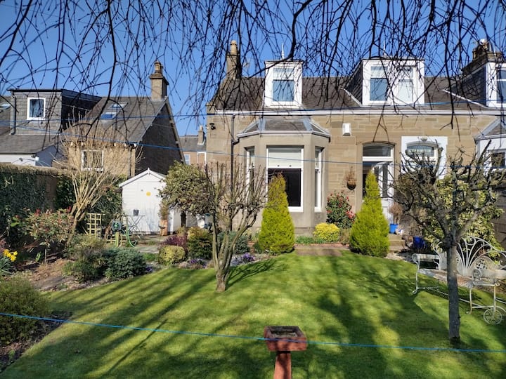 Dundee Holiday Rentals & Homes Scotland, United Kingdom Airbnb
