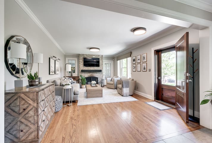 Perfect for Family Fun! Walk to 12th Ave/Belmont