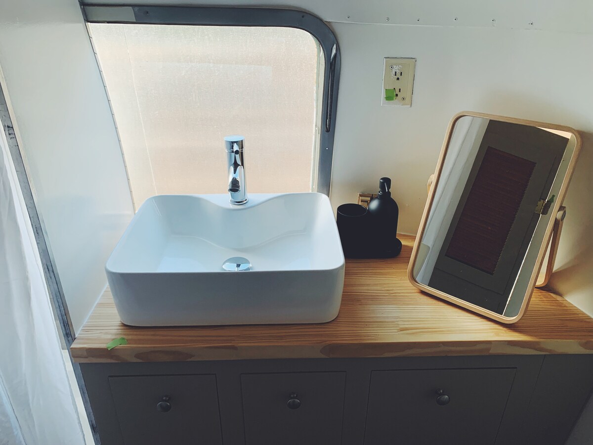 Elevated Airstream in Walkable East Austin
