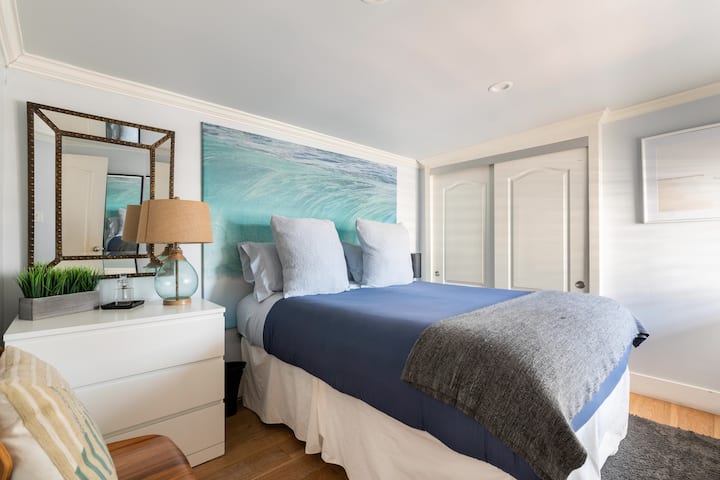Chambre principale avec placard dédié