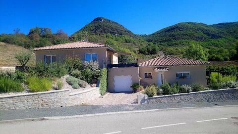 Villa Larzac 
 mini spa pool