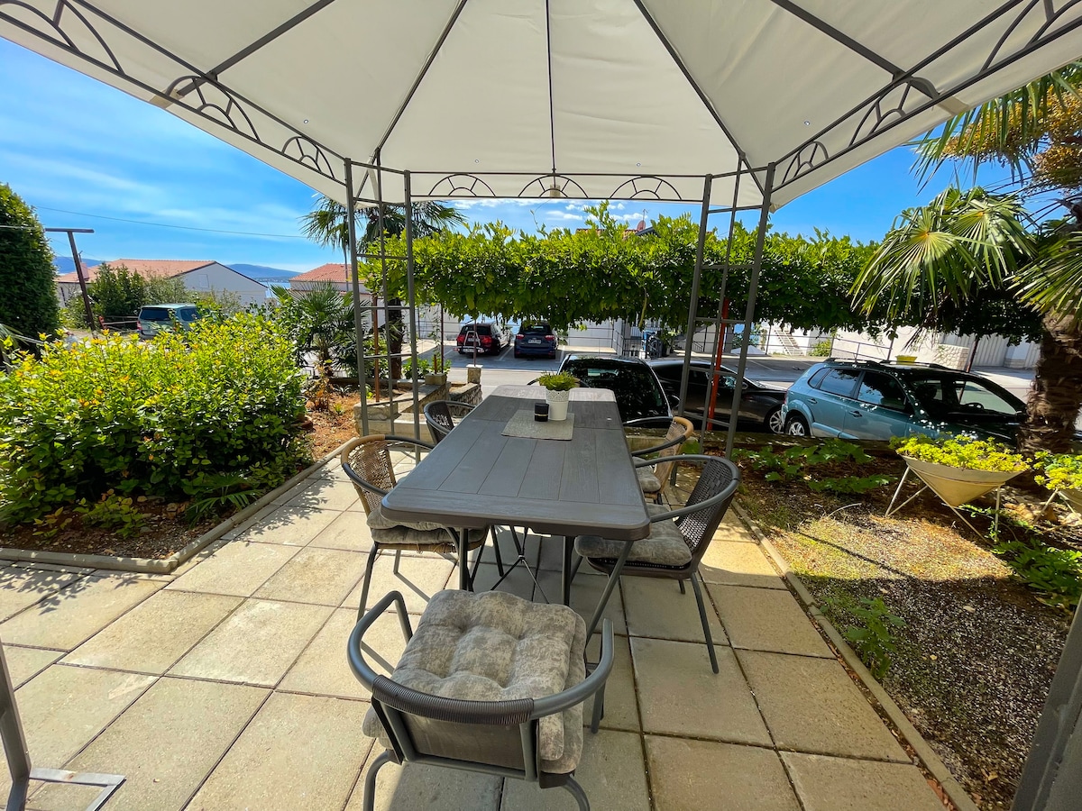 Alenka i Kristijan · Apartman Kiki 1