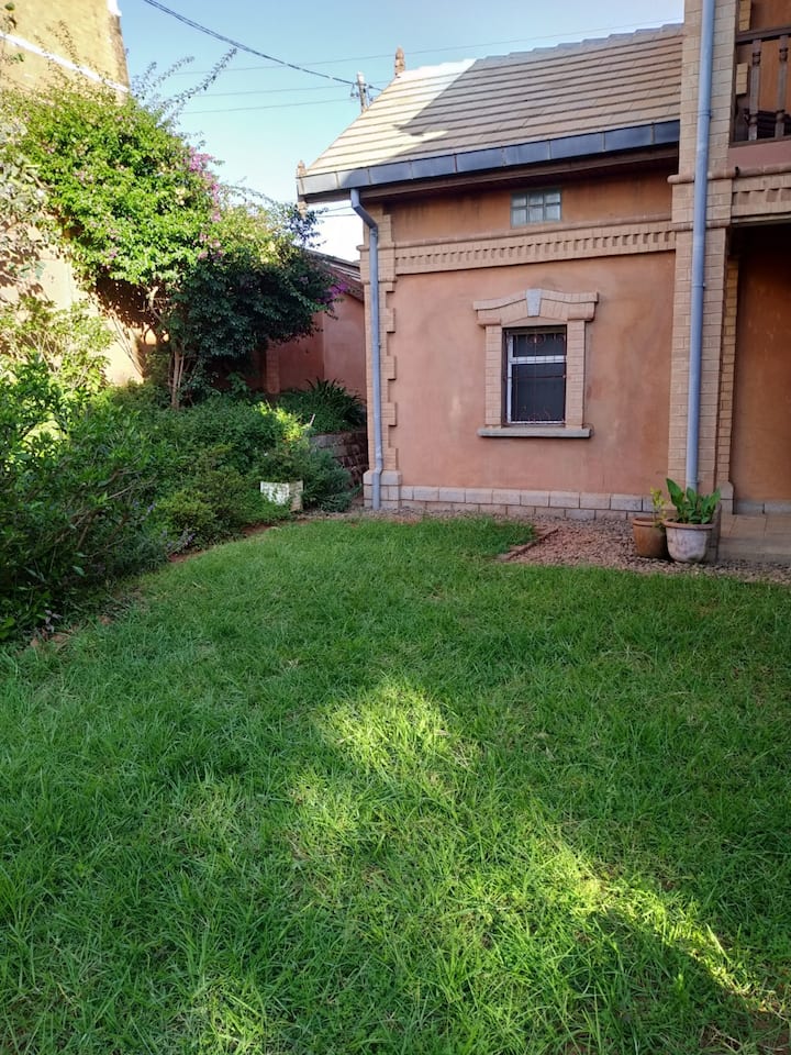 Ambatobe studio and haven of peace Apartments for Rent in