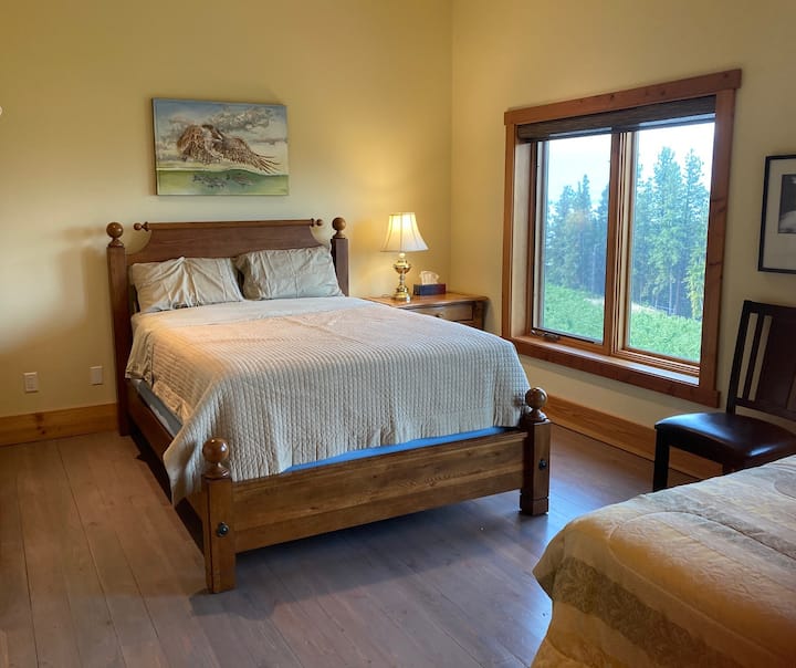 Bedroom #2 - Two Queen Beds