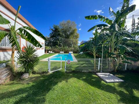 Villa Cal Toni  12-18 pers- Pool -  900m Beach
