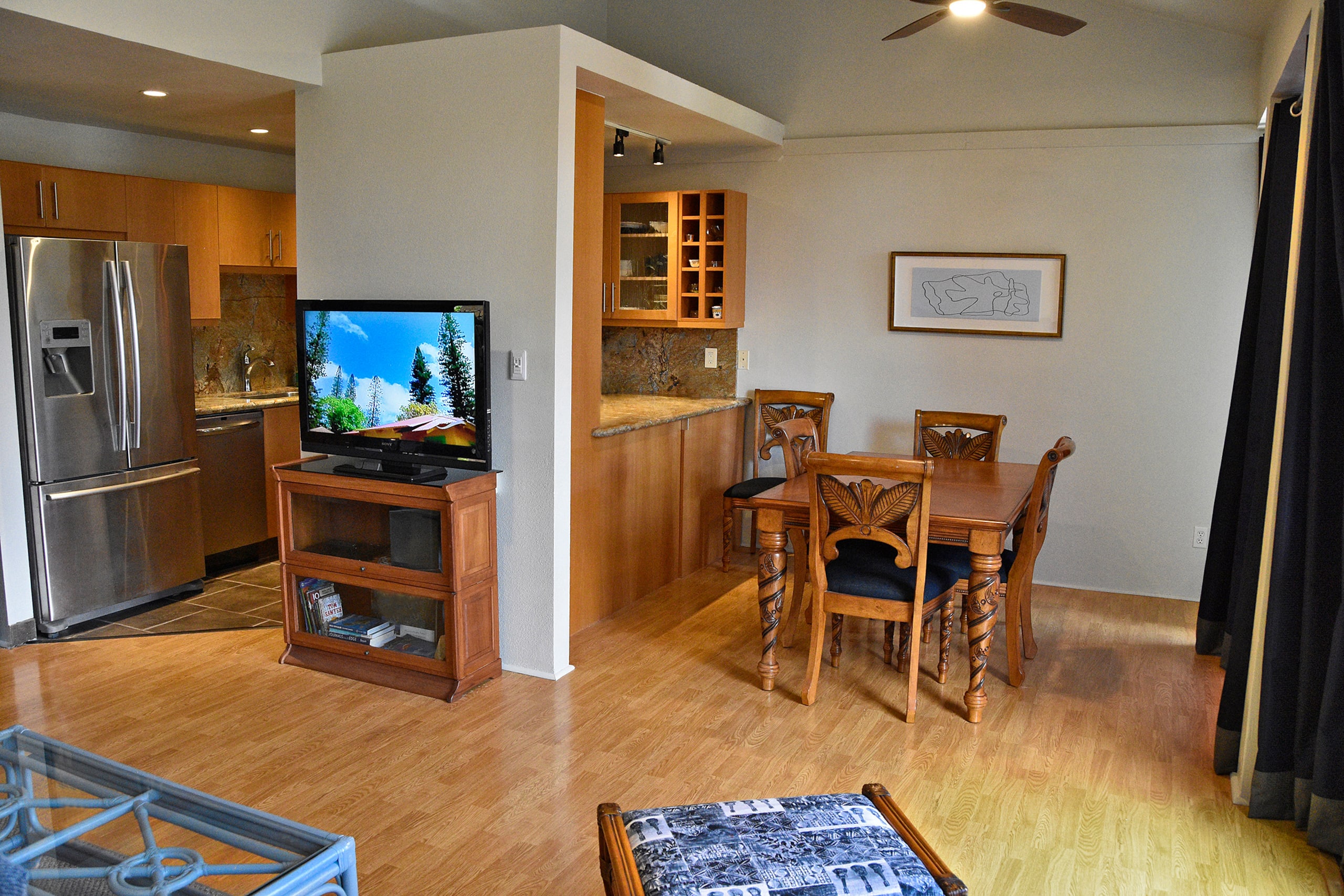 Condo in Kihei · ★4.94 · 2 bedrooms · 3 beds · 1 bath - Image 4
