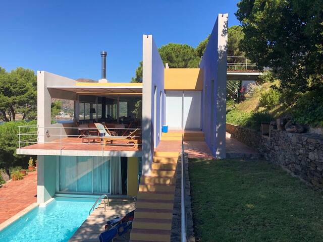 Espectacular Award Winning Full House w/pool gallery image 3