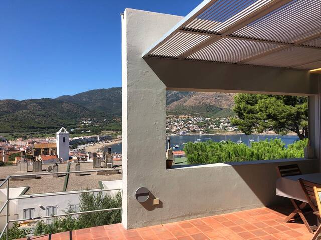 Espectacular Award Winning Full House w/pool gallery image 5