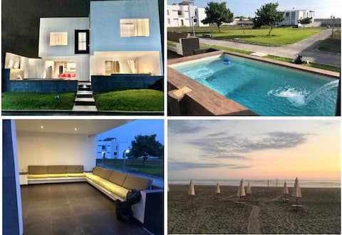 Popular Airbnb listing: Beach house in Bujama in Mala
