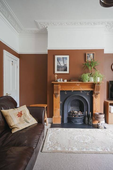 Top Airbnb: Warm and comfortable home in Westbury Park. in Westbury On Trym And Henleaze