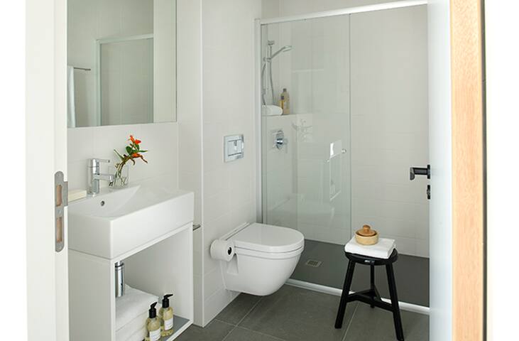 Stylish Serviced Apartment near Central Station gallery image 4