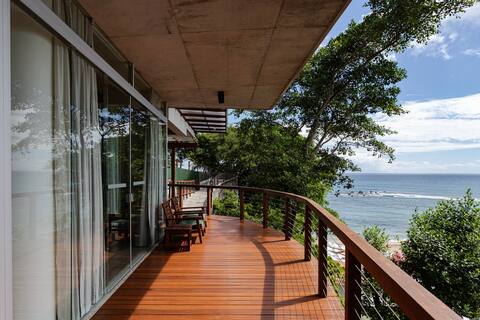 Beautiful house with swimming pool, deck and ocean views