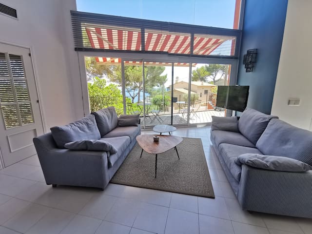 Villa 8 pers. piscine,vue mer, parking,costa brava