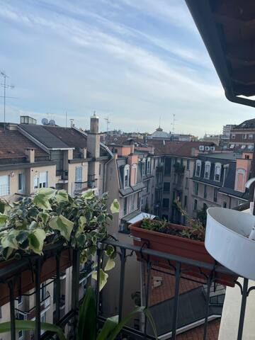 Luxury top floor in porta Venezia gallery image 3