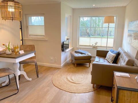 29* large cabin - central & close to the beach