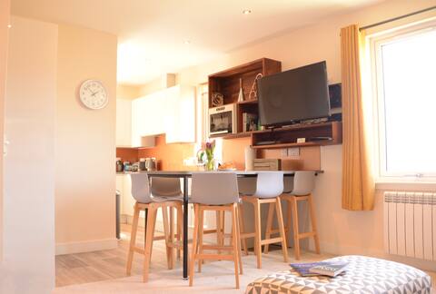 Beautiful 4 bedroom Lochaber apartment loch views