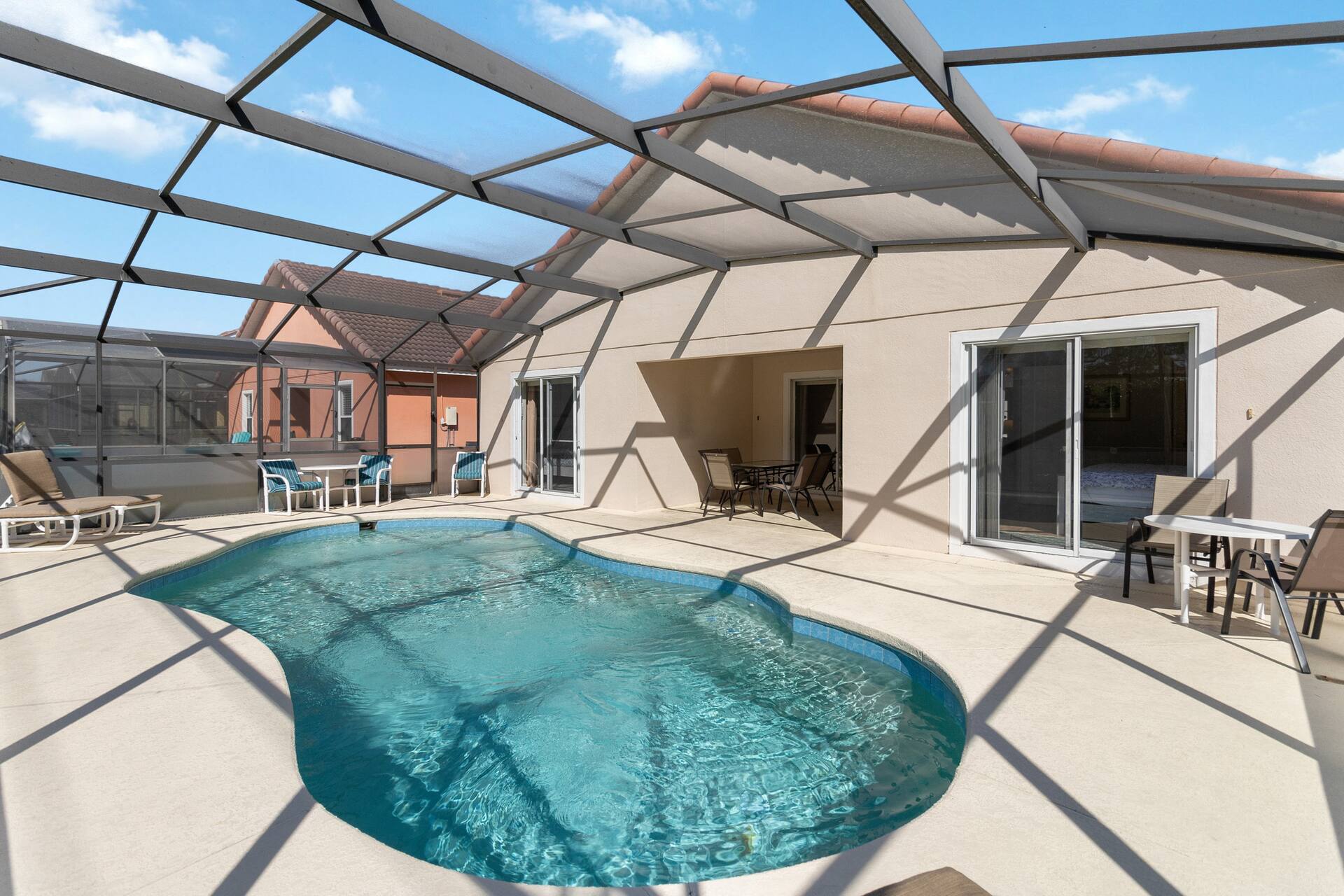 Sunnyside Villa Near Disney Private Pool 8 guests — photo 4