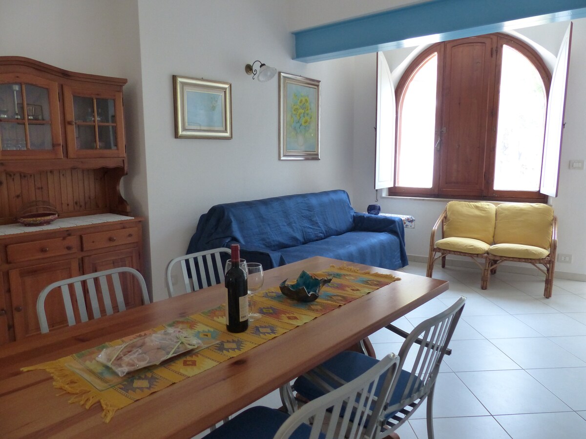 Annuncio Airbnb popolare: ABBA 'e MARE - Beachfront villa a Orosei