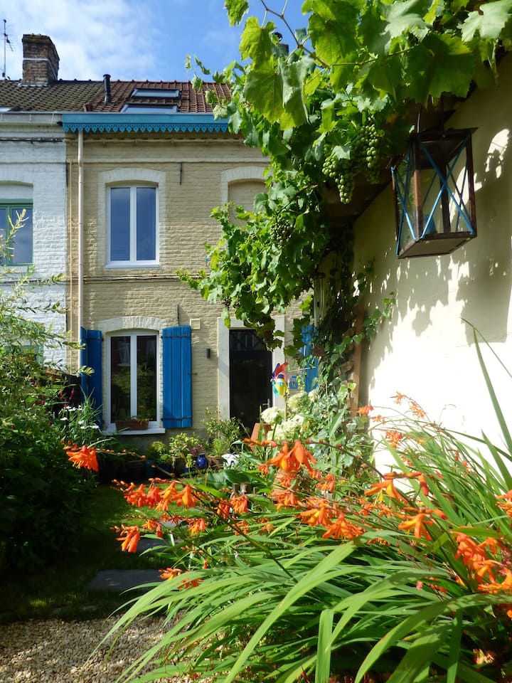 "Casa del Norte", 90m² house near Lille center