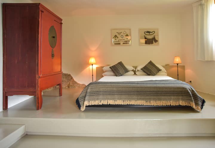 带独立入口和独立卫生间的双人房