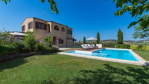 Casale Rosy 6+2, Emma Villas