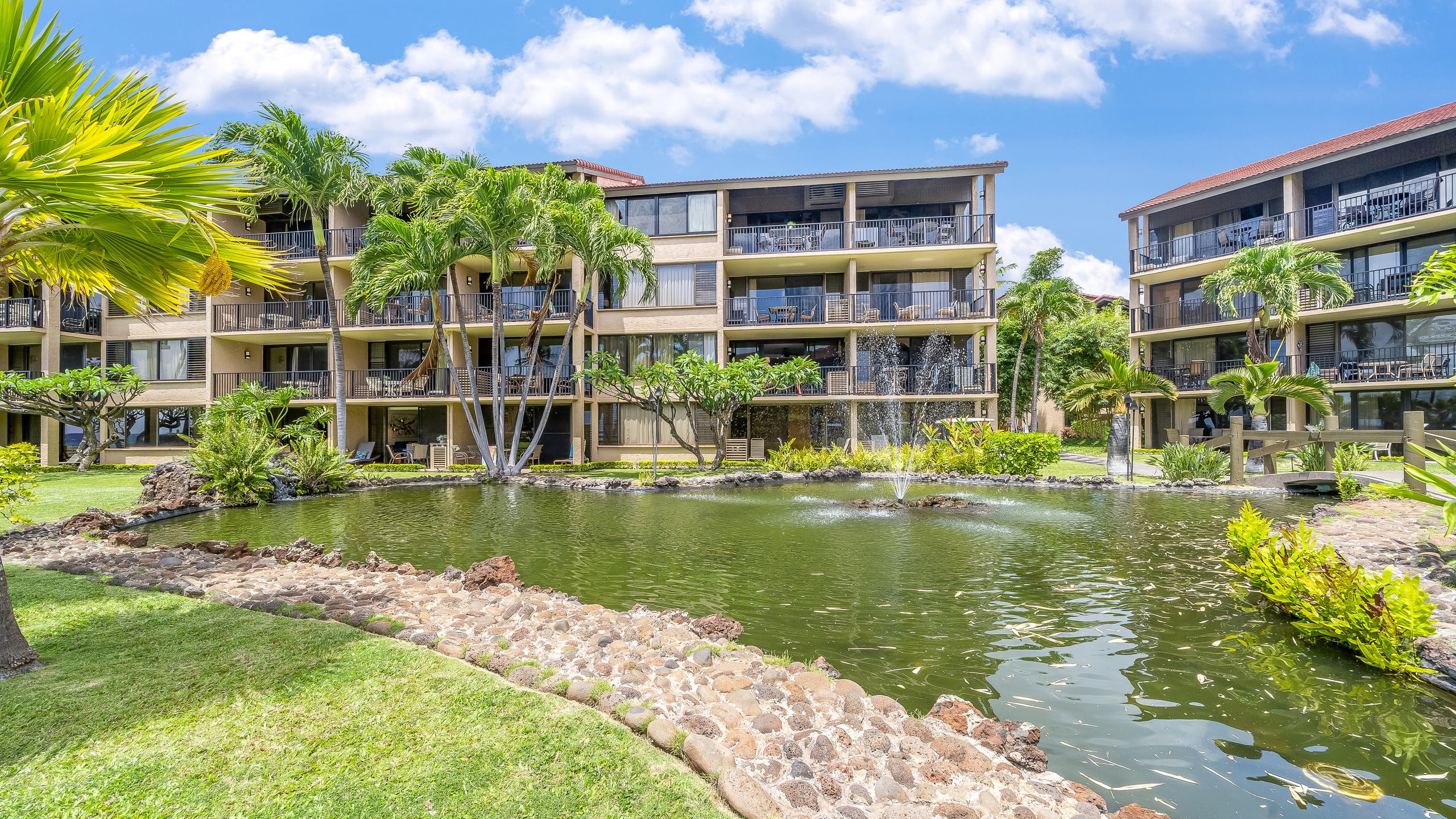 Condo in Lahaina · ★4.97 · 1 bedroom · 1 bed · 1 bath - Image 33