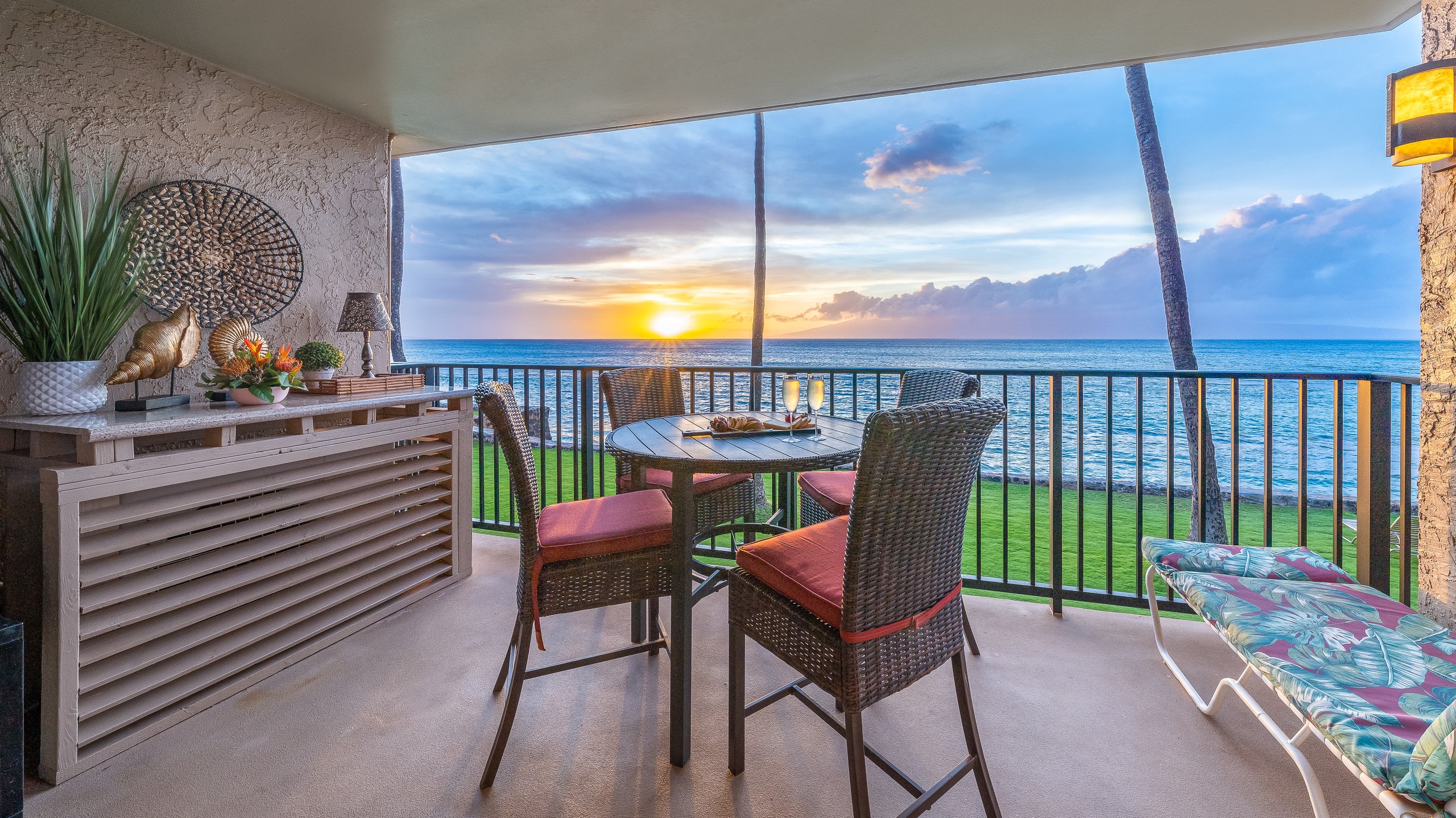 Condo in Lahaina · ★4.97 · 1 bedroom · 1 bed · 1 bath - Image 26