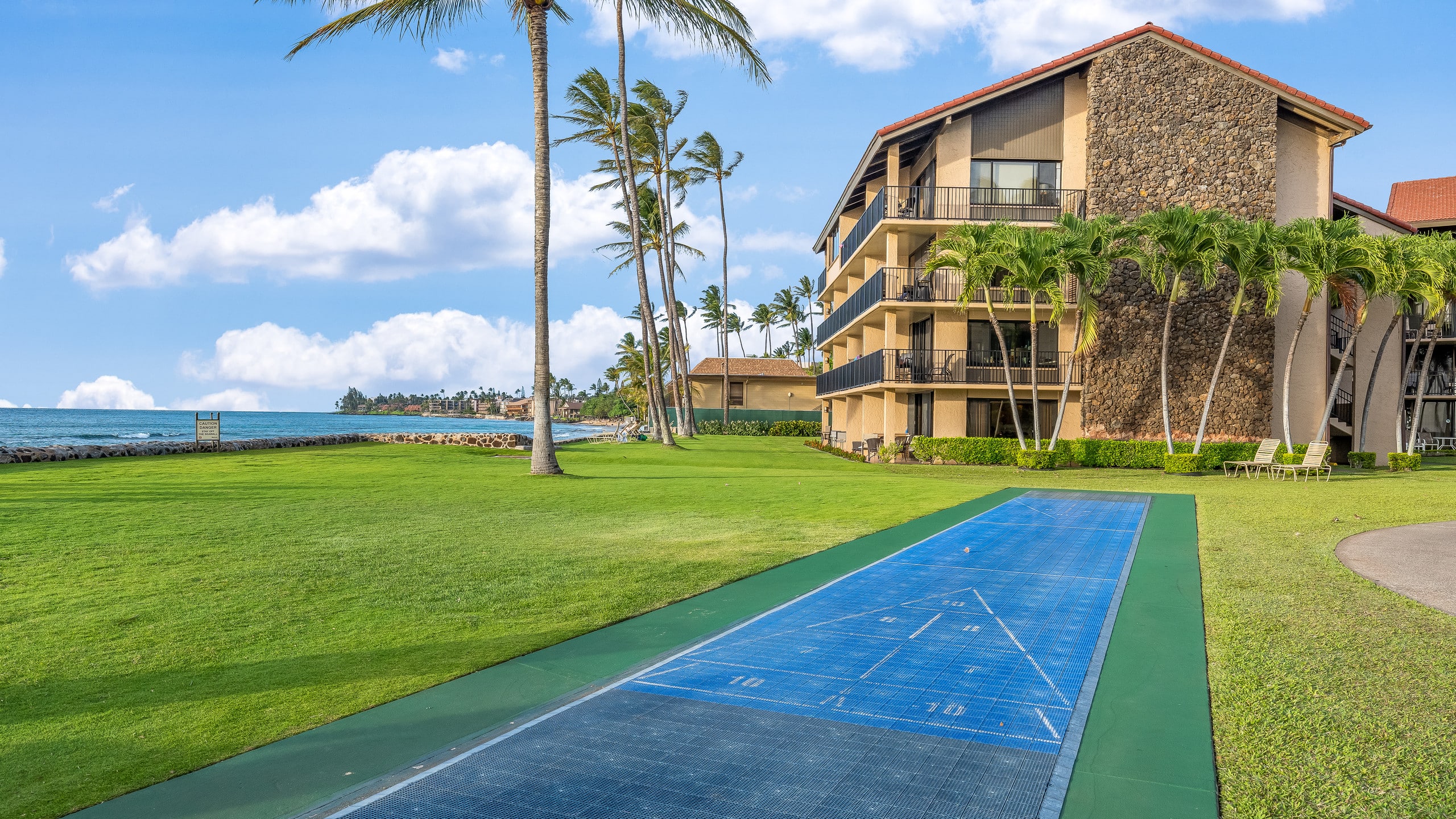 Condo in Lahaina · ★4.97 · 1 bedroom · 1 bed · 1 bath - Image 37