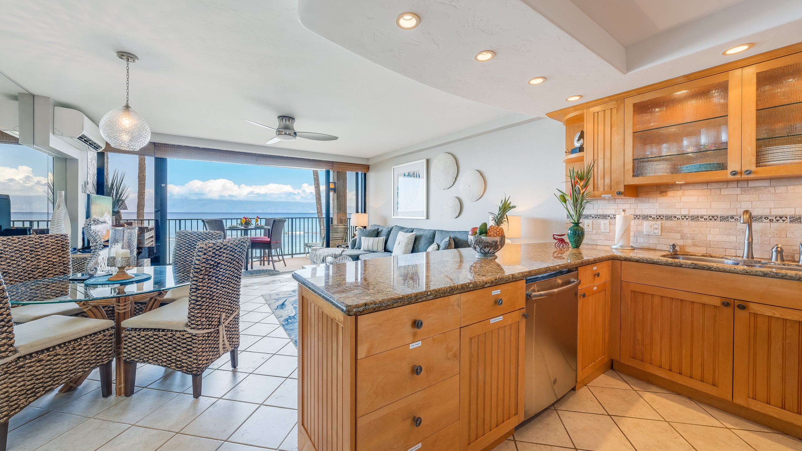 Condo in Lahaina · ★4.97 · 1 bedroom · 1 bed · 1 bath - Image 4