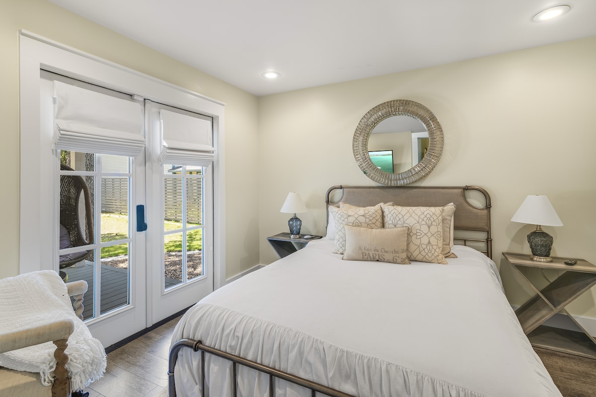 Ცალკე შესასვლელი, საწოლი 152 × 203 სმ