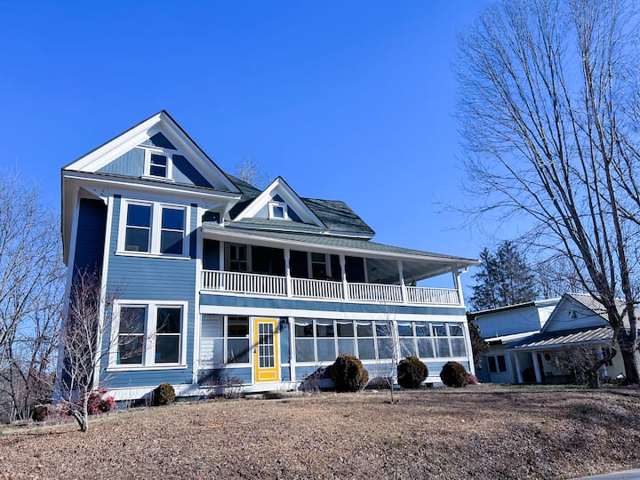 Epic Pisgah Mountain Adventure House - Brevard